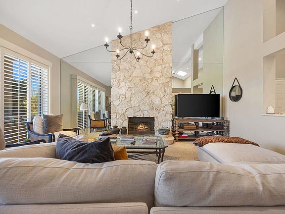 4th image of 76564 Begonia Ln