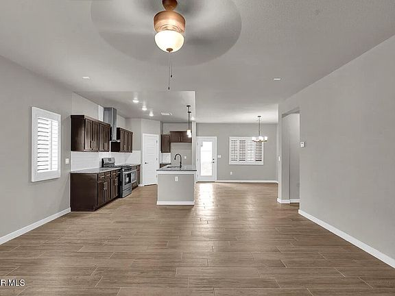 4th image of 713 Paseo Dulce Ave