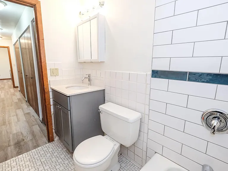 Cedar Commons — Photo 12