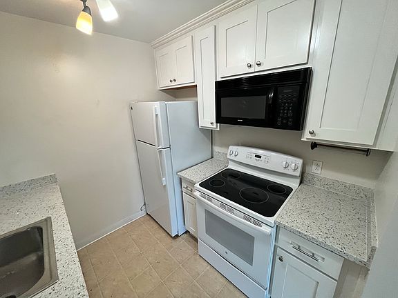3rd image of 240 Hollis Ave APT 20