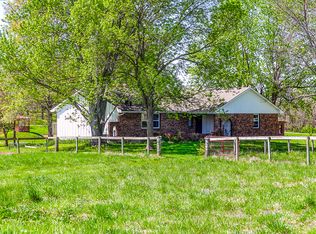 19515 S School Rd, Raymore, MO 64083