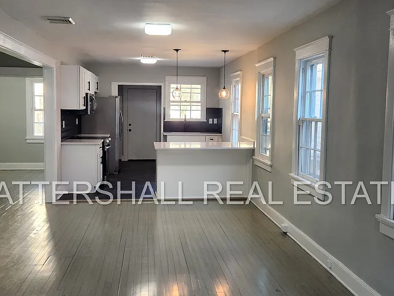 1213 McDonough St — Photo 3
