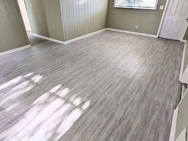 1013 Lewis Dr — Photo 5