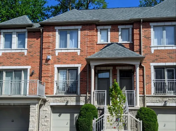 9133 Bayview Ave #38, Richmond Hill, ON L4B 4C5