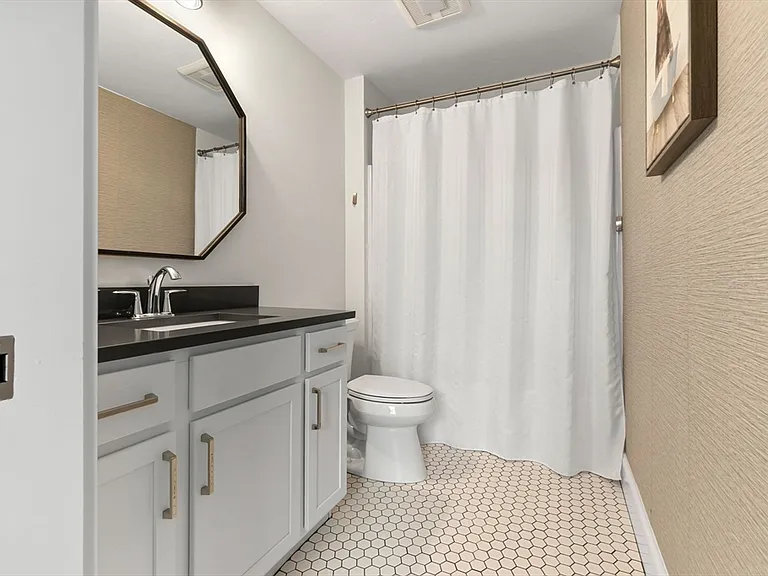 4 Gabaree Ct — Photo 36