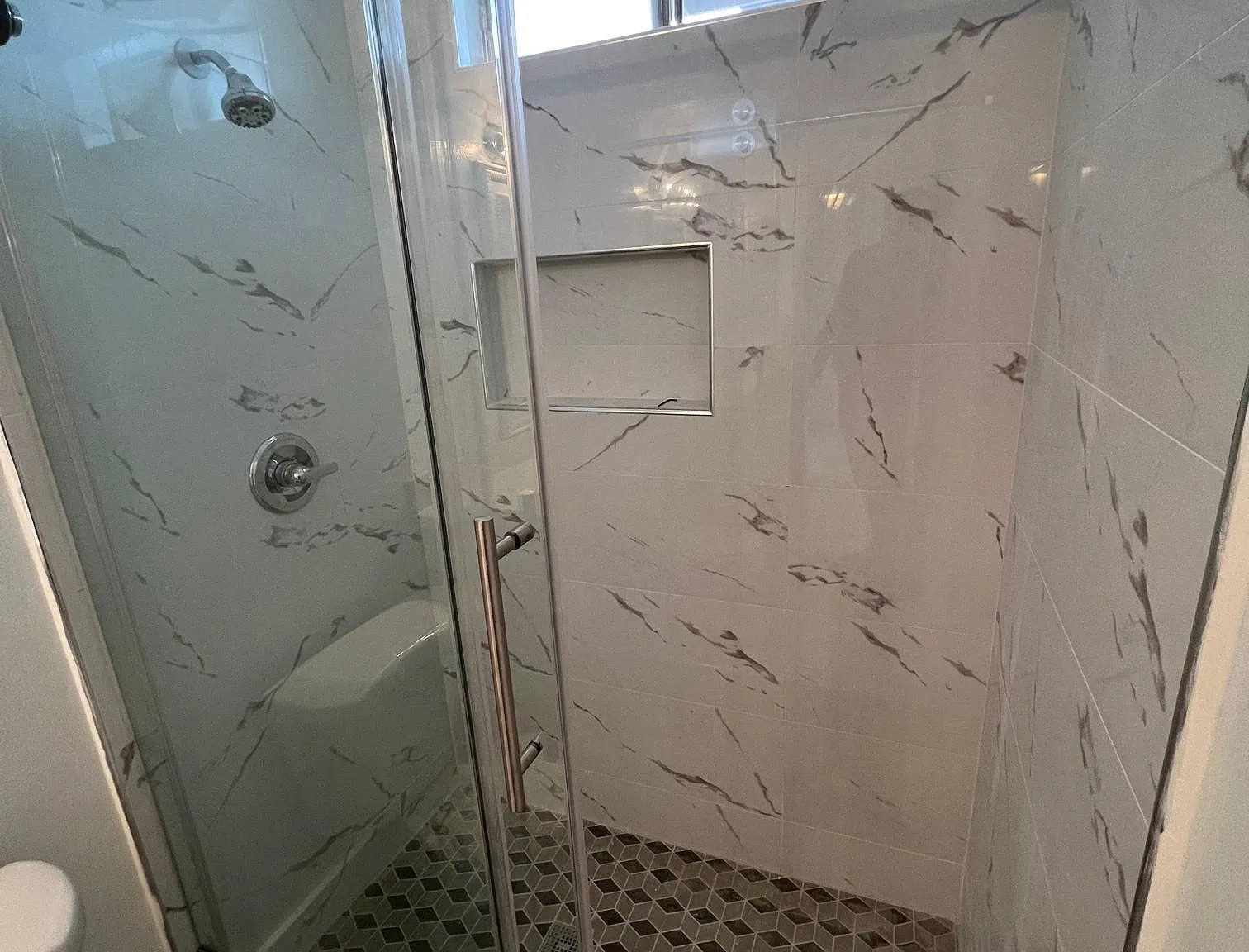 2 bed, 1000 sqft, $2,680 — Photo 3