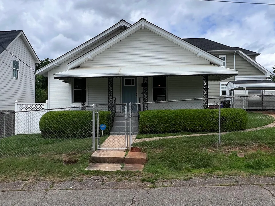 14 S Textile Ave