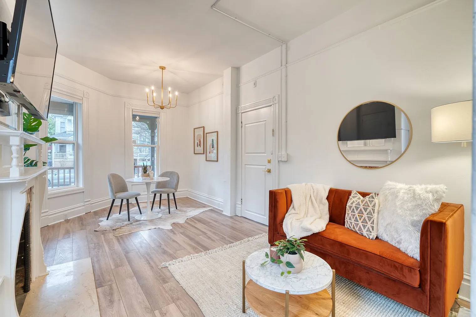 1 bed, 1.0 bath, 548 sqft, $2,317 — Photo 1