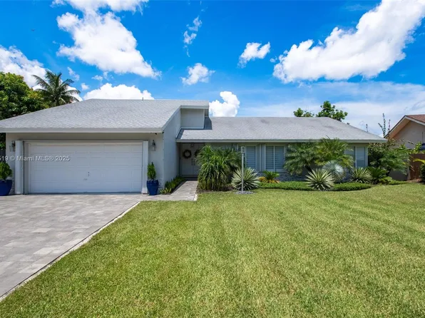 12935 SW 116th St, Miami, FL 33186