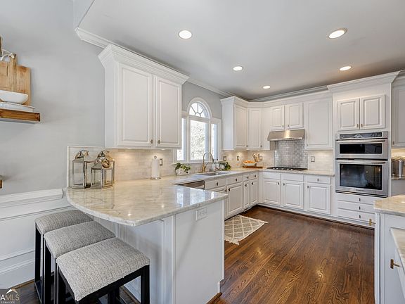 3rd image of 14124 Hopewell Rd