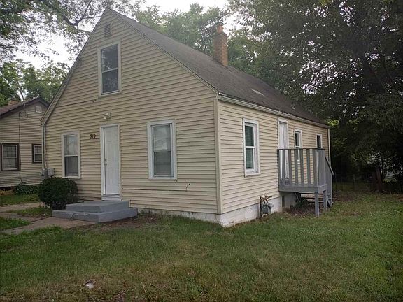 4th image of 219 S Pierpont Ave