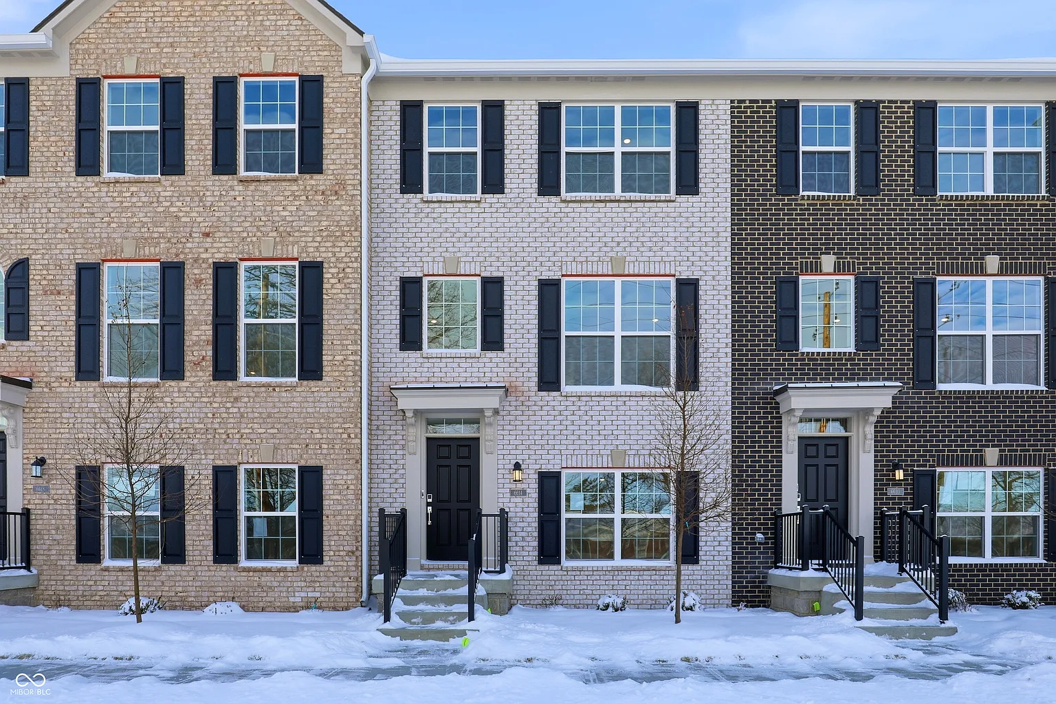 6614 Halsey St photo 1