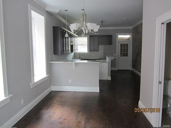 5th image of 2821 Oregon Ave