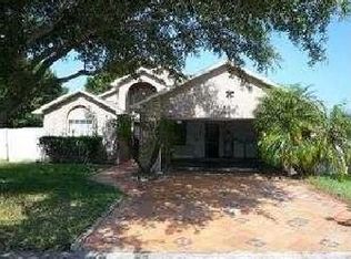 2251 Ipsden Dr, Orlando, FL 32837