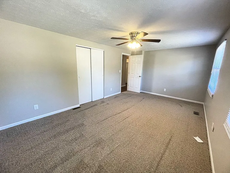 5516 Hasbrook Dr — Photo 13