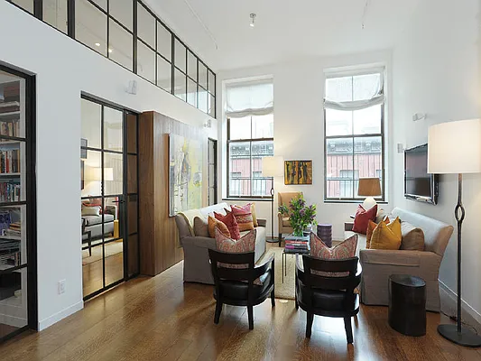 Sold by Sotheby's International Realty | media 18