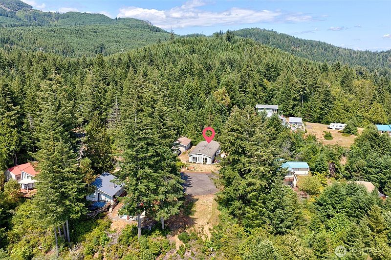 2nd image of 31 Hood Place