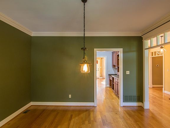 4th image of 106 Jacks Trce DR