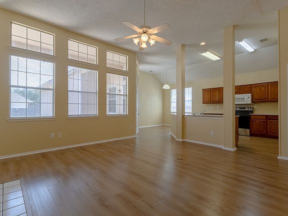 5th image of 7414 Westhaven Dr