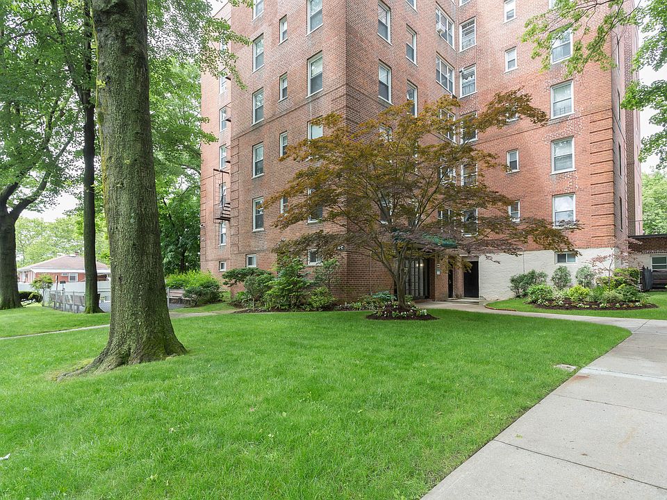 1st image of 2621 Union St APT 6H