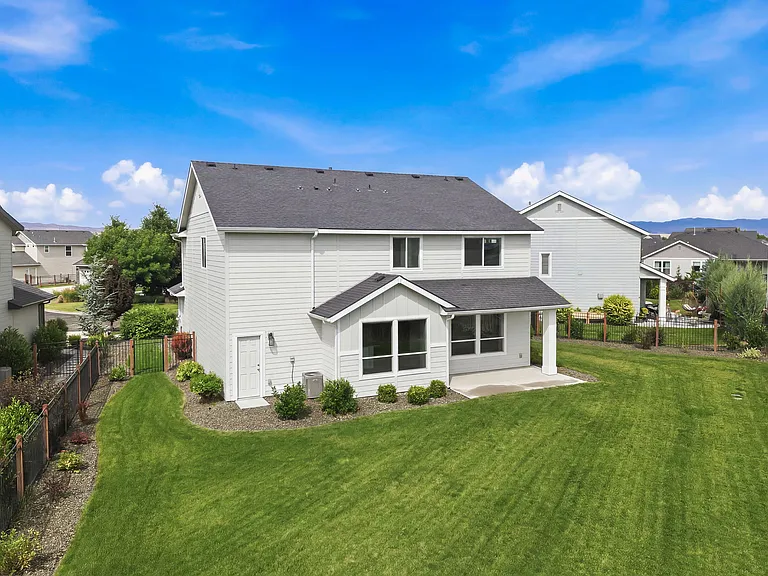 949 N Synergy Ln — Photo 32