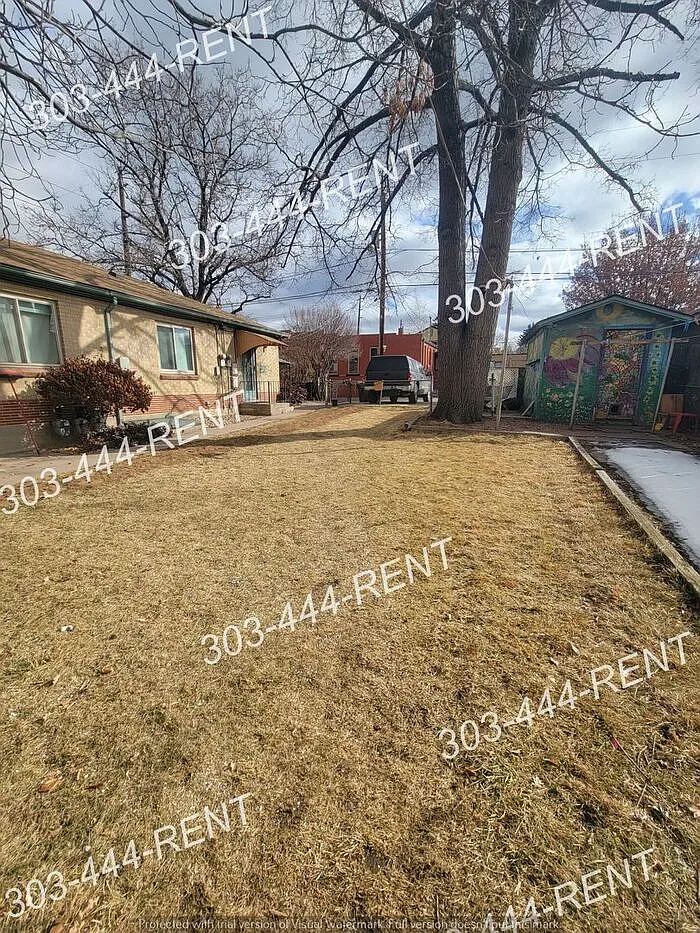 2 bed, 1.0 bath, 868 sqft, $1,595 — Photo 2