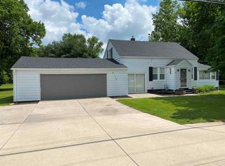 2113 W Wilden Ave, Goshen, IN 46528