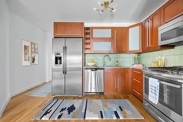 Sold by Compass | media 5