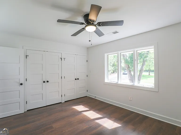 212 Southland Dr — Photo 64