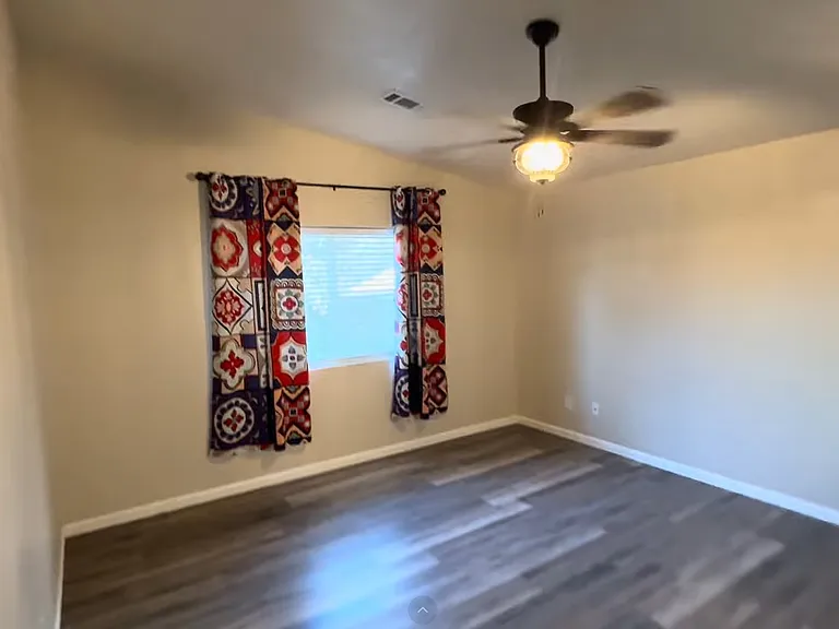 809 Waterfall Dr NE — Photo 4