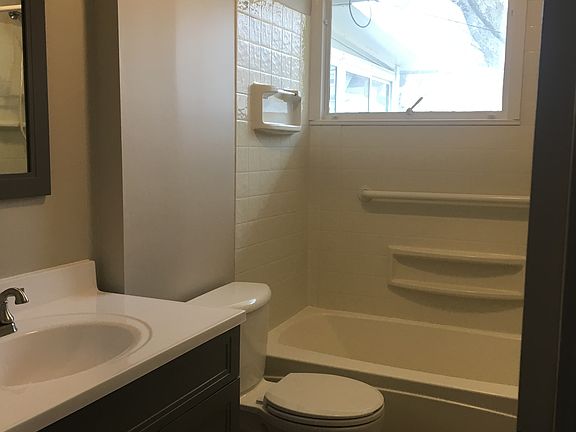 3rd image of 2416 Northshore Blvd
