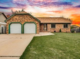 1923 S White Oak Dr, Wichita, KS 67207
