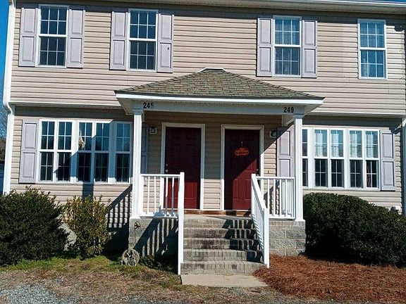 2nd image of 245 Classic Cove Ct #245