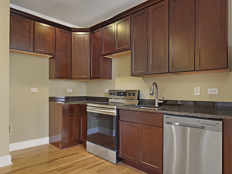 200 N County St #203 — Photo 6