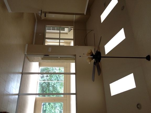 4th image of 7459 High Lake Dr