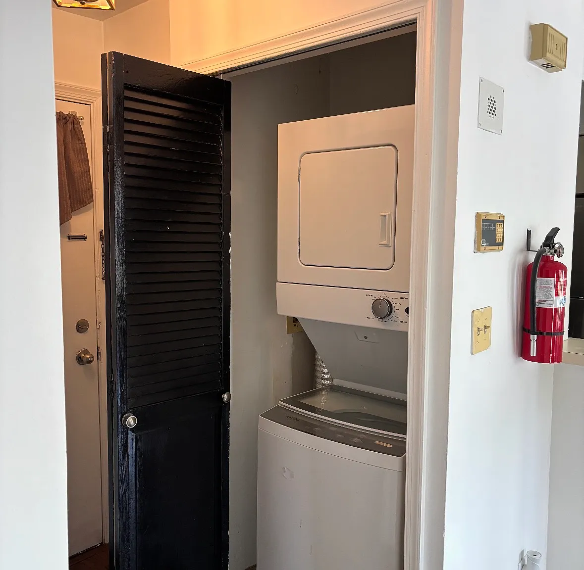1 bed, 469 sqft, $1,700 — Photo 4