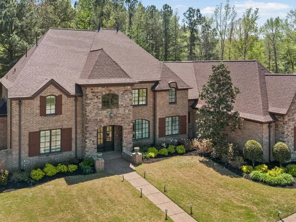 105 Aston Brook Cv, Eads, TN 38028