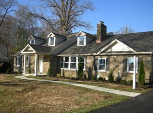 2728 Pine Valley Ln, Ardmore, PA 19003