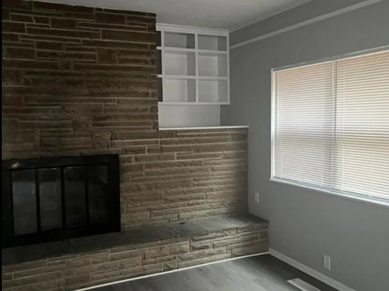 180 Gray Station Rd — Photo 5