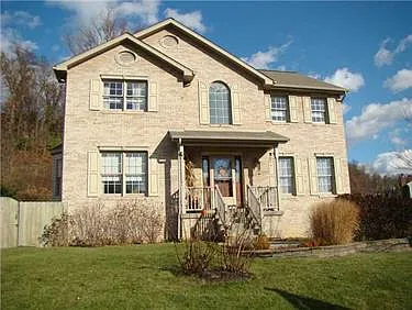 5 Heritage Ct photo 1