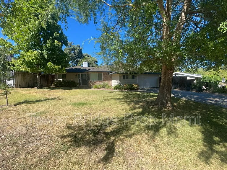 3751 El Ricon Way — Photo 21