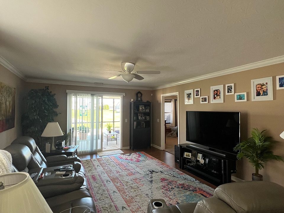 2nd image of 807 Shepherds Way
