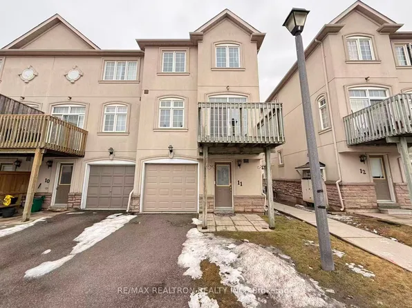 10 Post Oak Dr #11, Richmond Hill, ON L4E 4H7