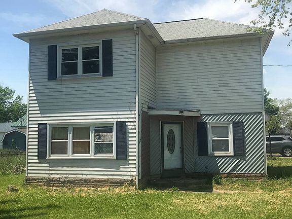 5th image of 254 Yankeetown St