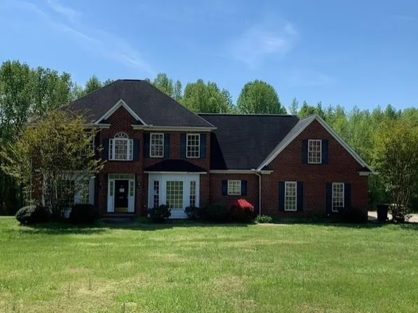 453 Waterford Point Dr, Boiling Springs, SC 29316