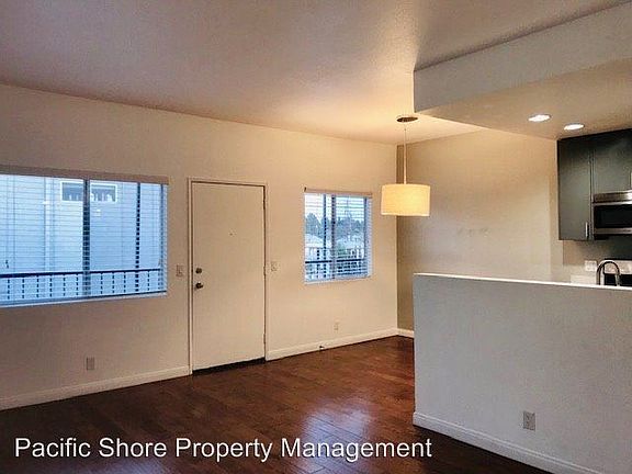 5th image of 2242 Las Colinas Ave APT 204