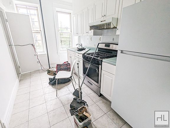 4th image of 30-88 44th St #2