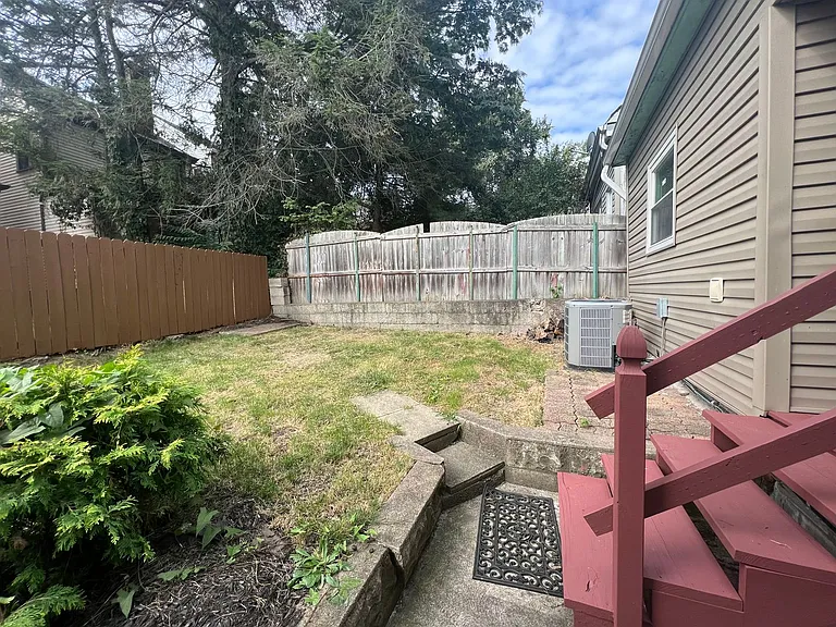 2414 Patterson St — Photo 20