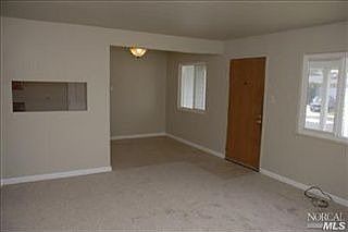 4th image of 130 Leonard St