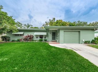 1530 Lakeside Dr, Dunedin, FL 34698